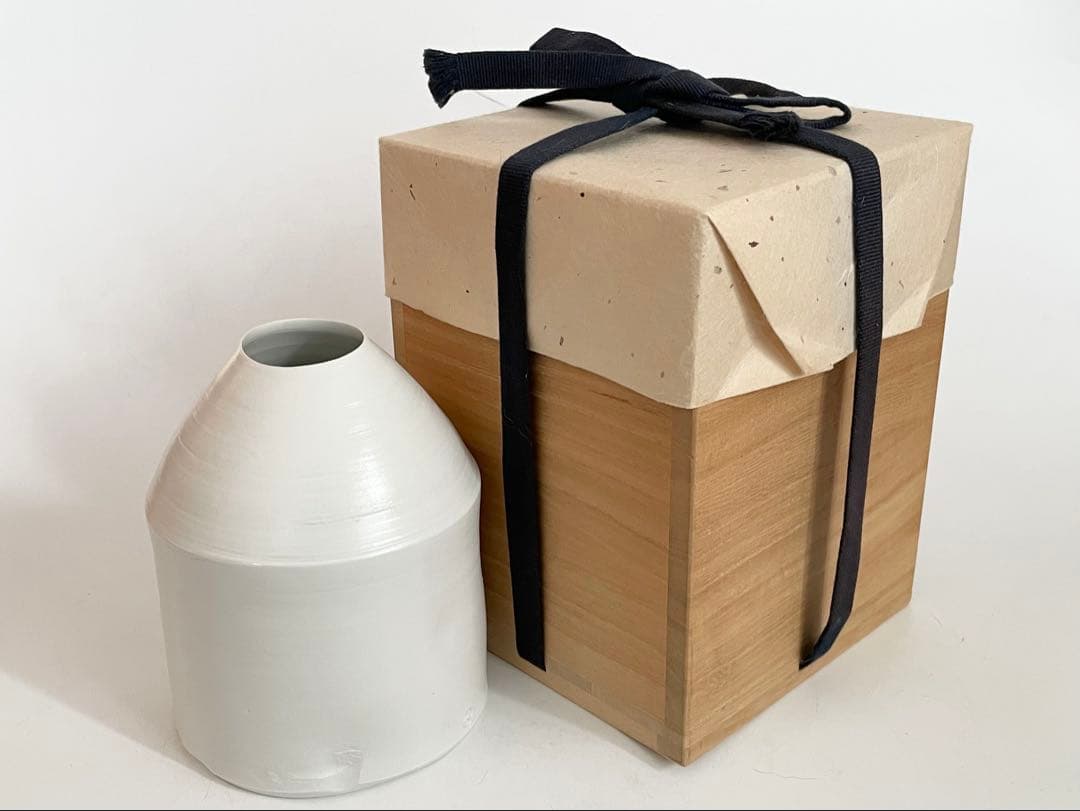 陶芸家　黒田泰蔵　白磁　花入　花瓶　花生　共箱