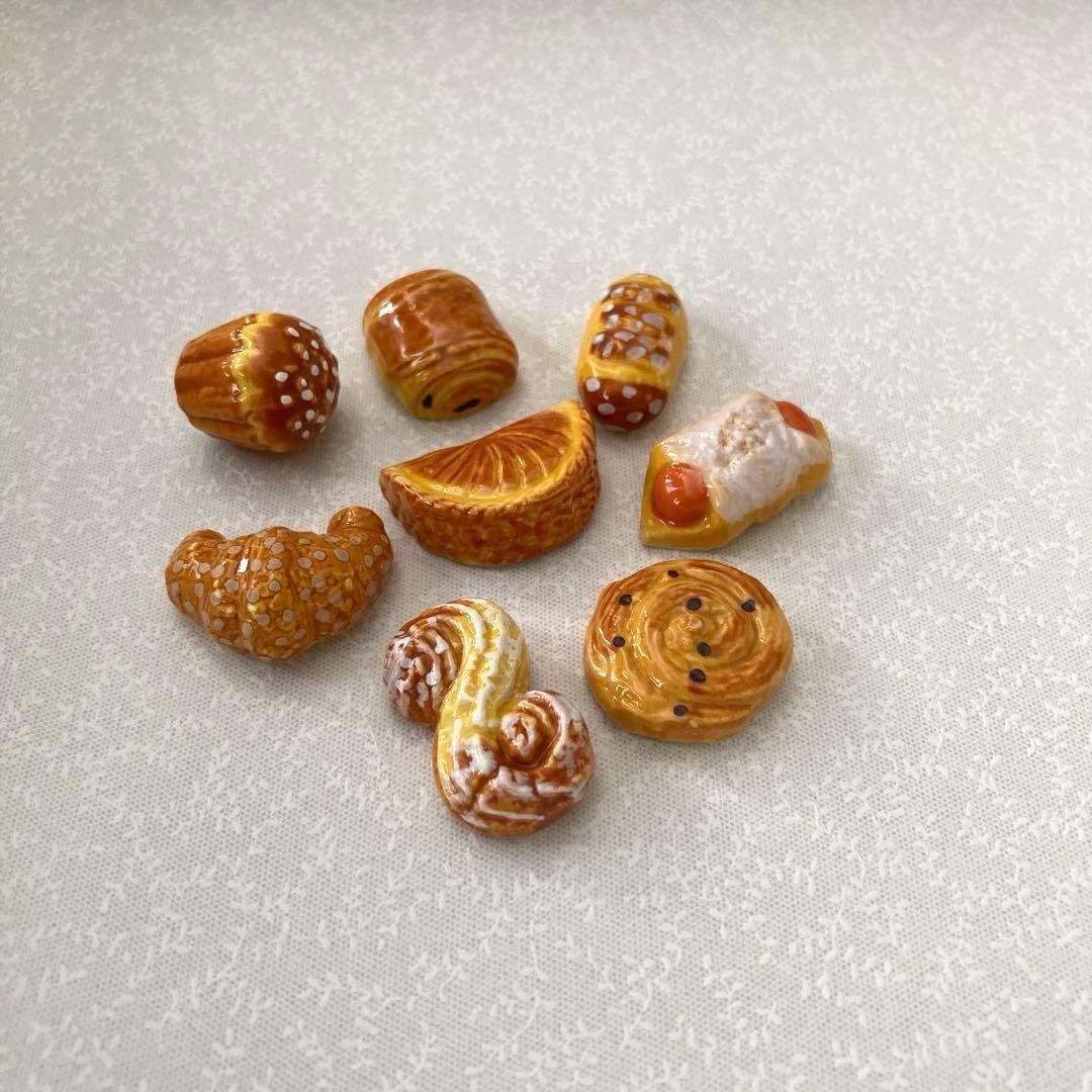 フェーブ　ヴィエノワズリー　8個セット　フランス製　ミニチュア