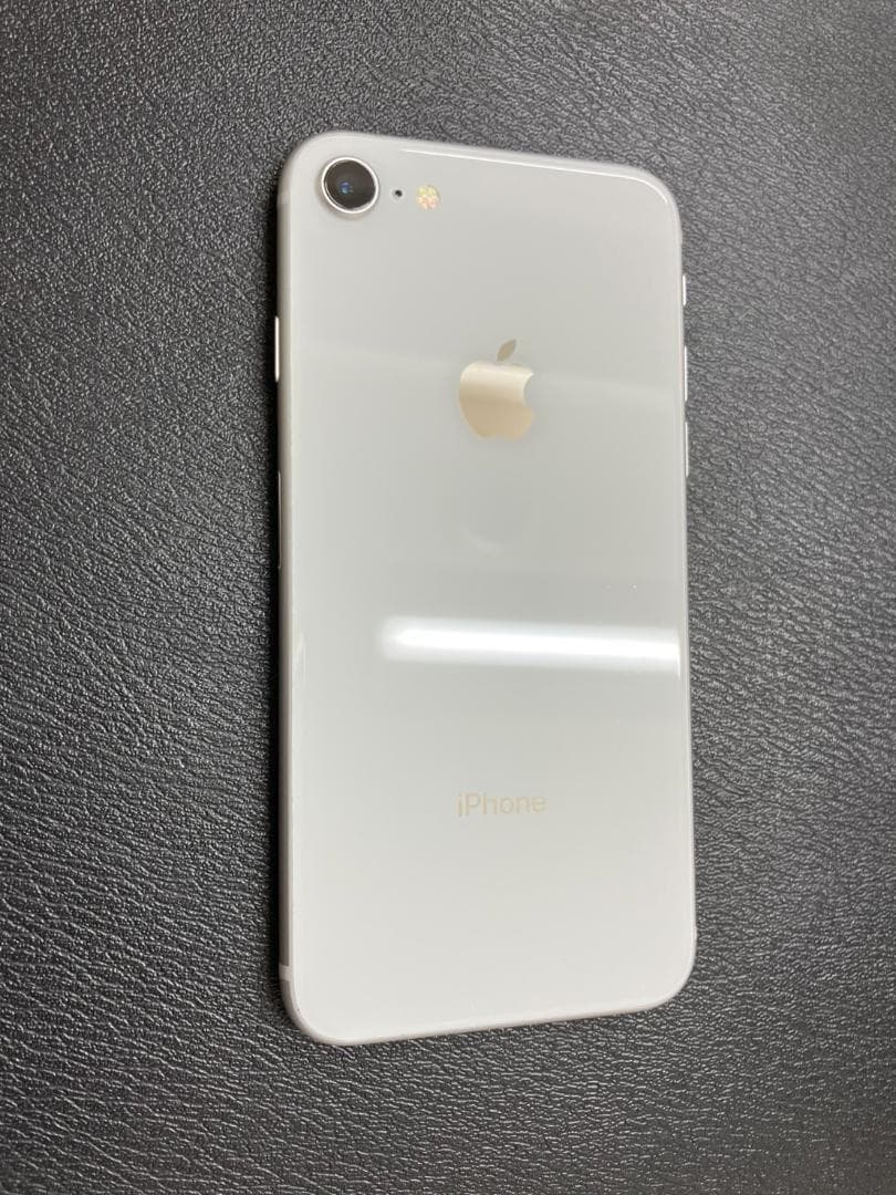 iPhone8 simフリー バッテリー100％ シルバー 64GB