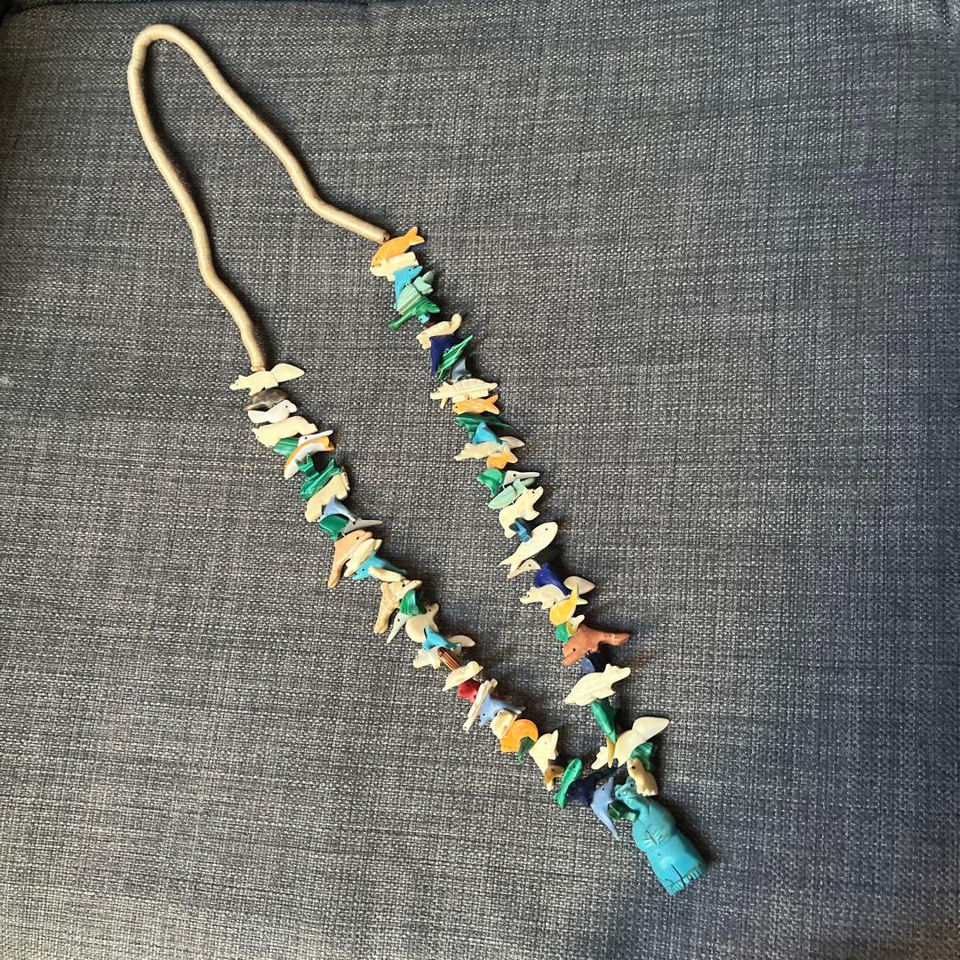 インディアンジュエリー　ズニ族　フェティッシュ　ネックレス　アニマル