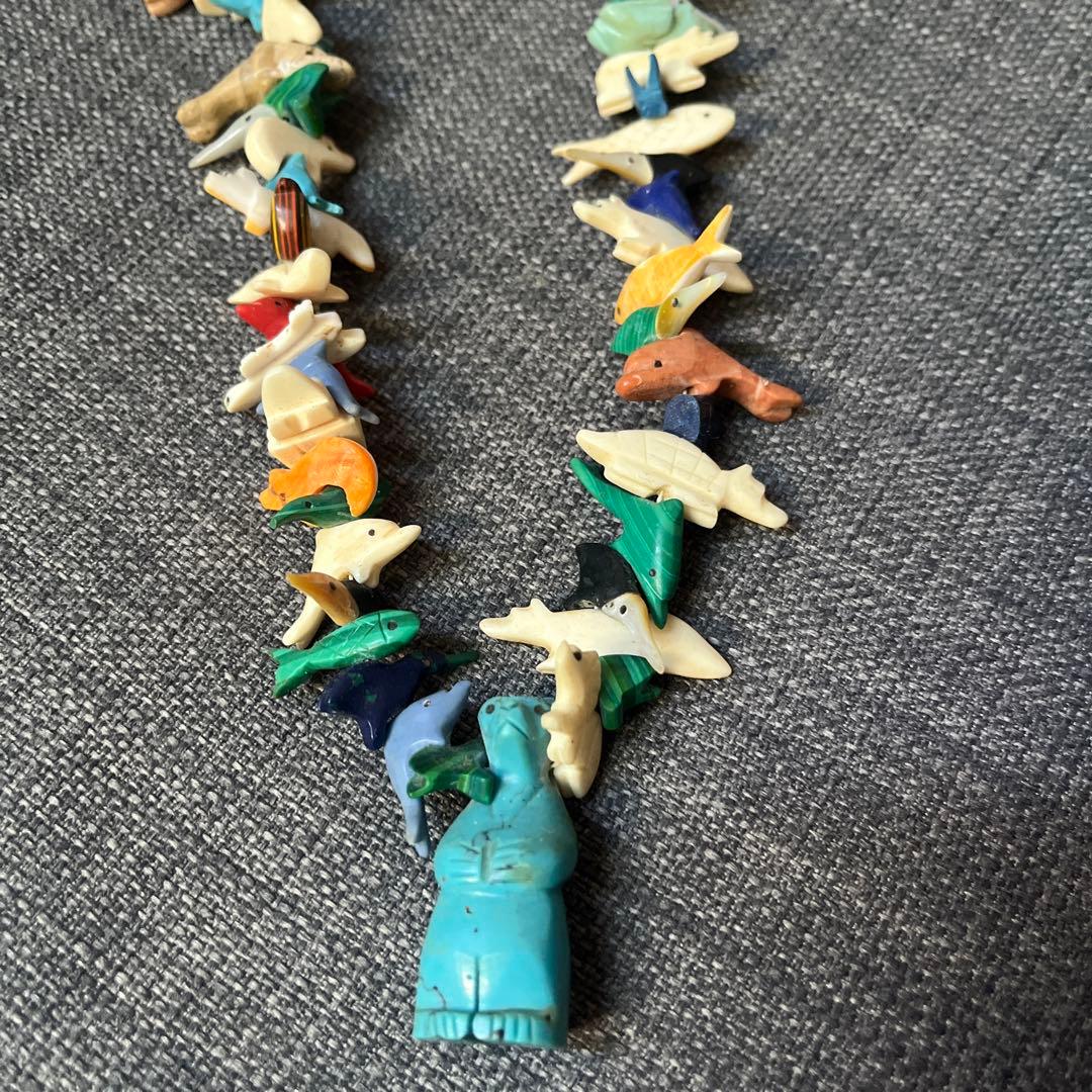 インディアンジュエリー　ズニ族　フェティッシュ　ネックレス　アニマル