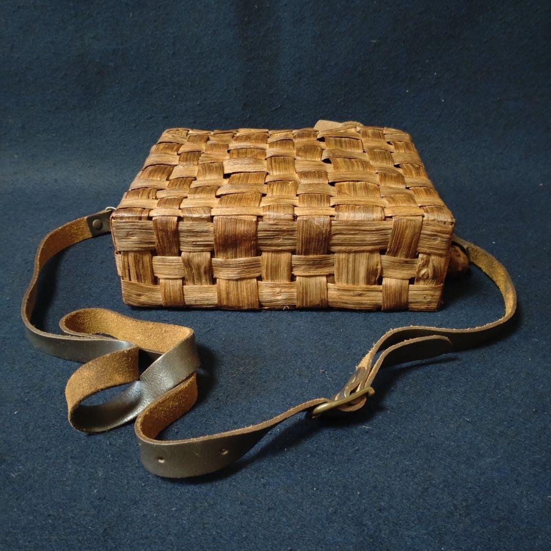 【中古品】山形県産山ぶどう ショルダーバッグ