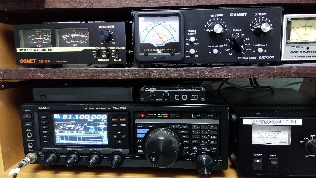 FTDX1200 (100W)及びSCUー17インターフェースユニット 中古