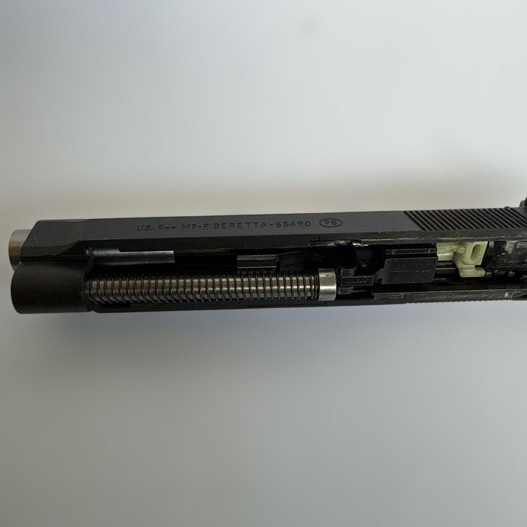 ヘビーウエイト KSC? ベレッタM92F ガスガン ケース付き　金属製スライド