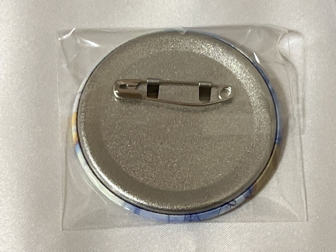 エイトリ 白光糖衣 缶バッジ