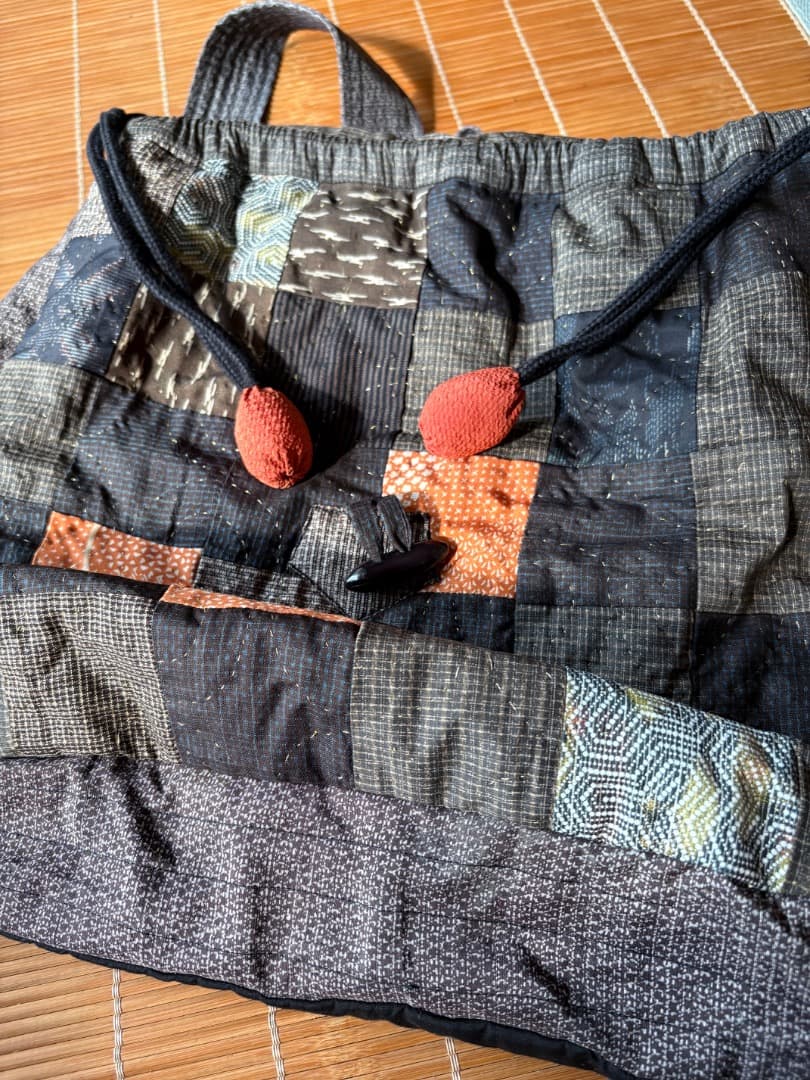 手作りリュック大島紬 古布 ハンドメイド　旅行素敵な1品 リュック 刺し子