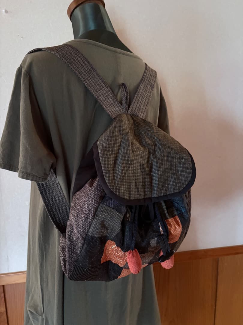 手作りリュック大島紬 古布 ハンドメイド　旅行素敵な1品 リュック 刺し子