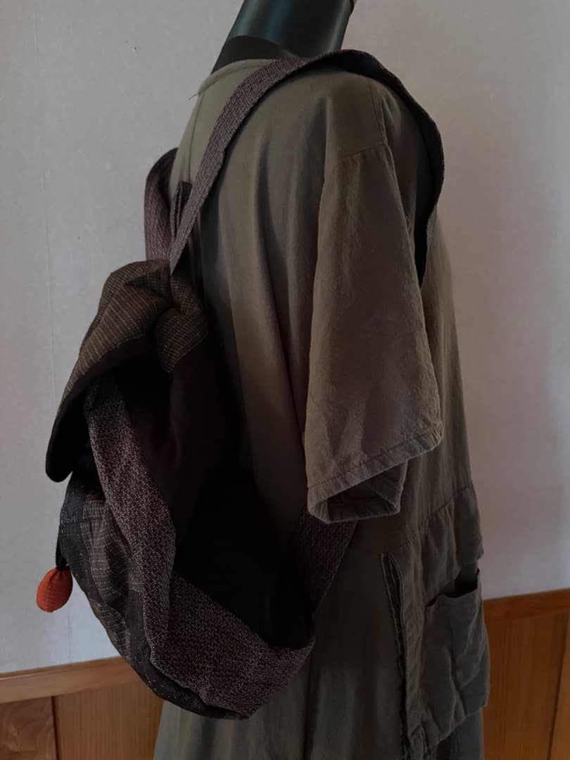 手作りリュック大島紬 古布 ハンドメイド　旅行素敵な1品 リュック 刺し子