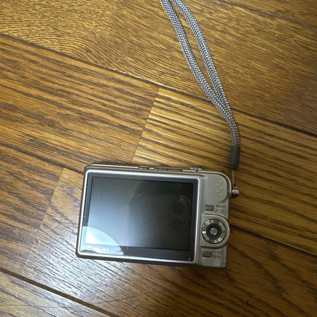 ジャンク品 CASIO EXILIM EX-Z1000