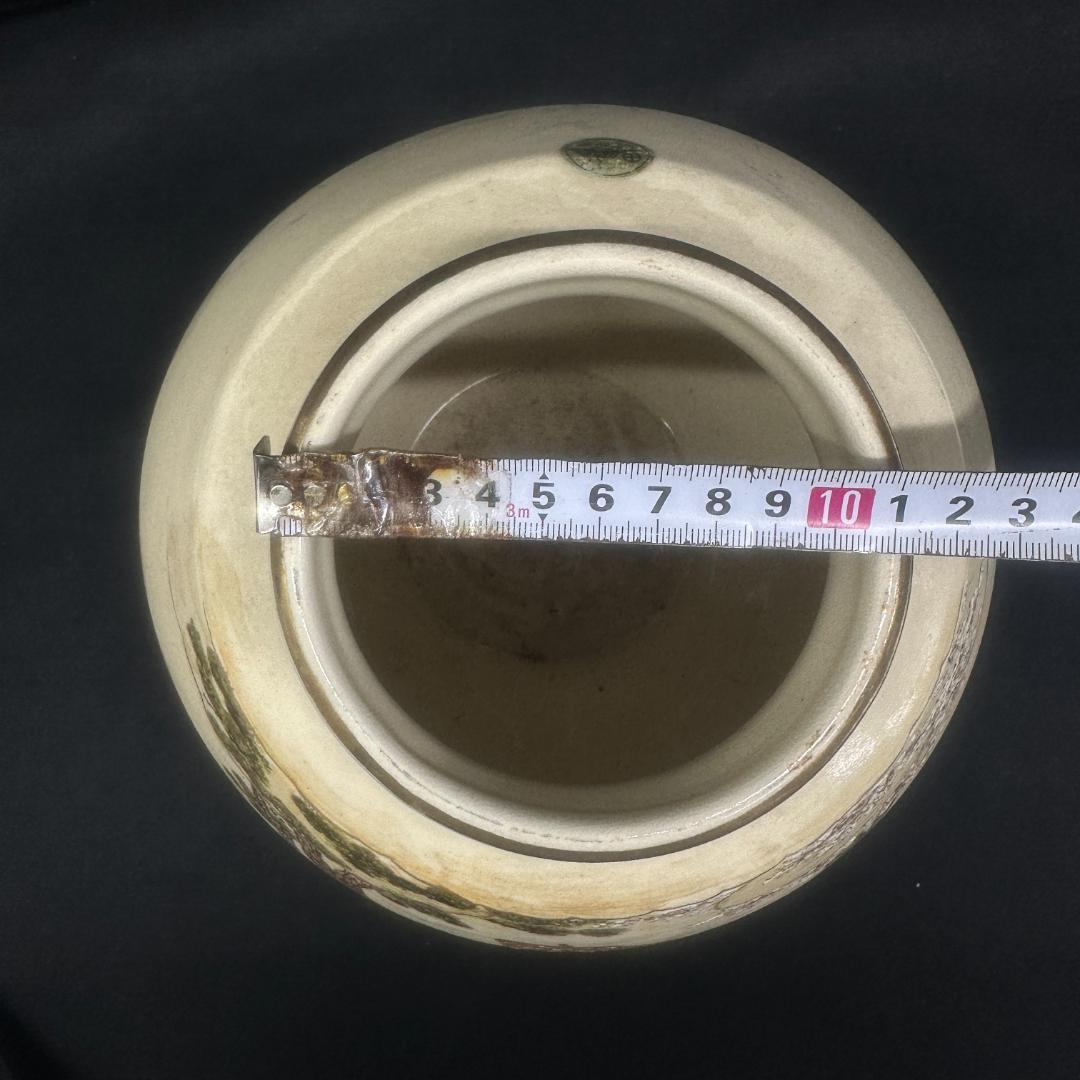 薩摩焼 飾り壺　金彩色絵 壺