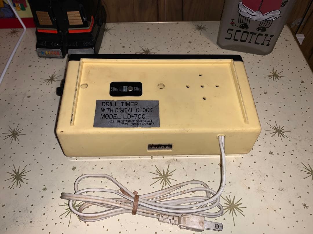 昭和レトロ　動作品　訳あり　四国精機工業　ドラム式　アラーム時計　スペースエイジ