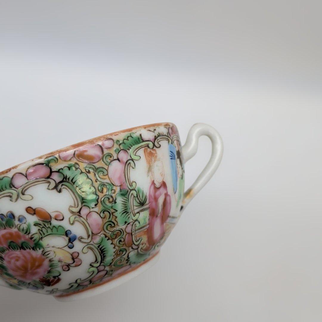 中国古美術 清時代 広彩 人物文 開光人物 草花文 五彩 人物故事時代物 絵皿