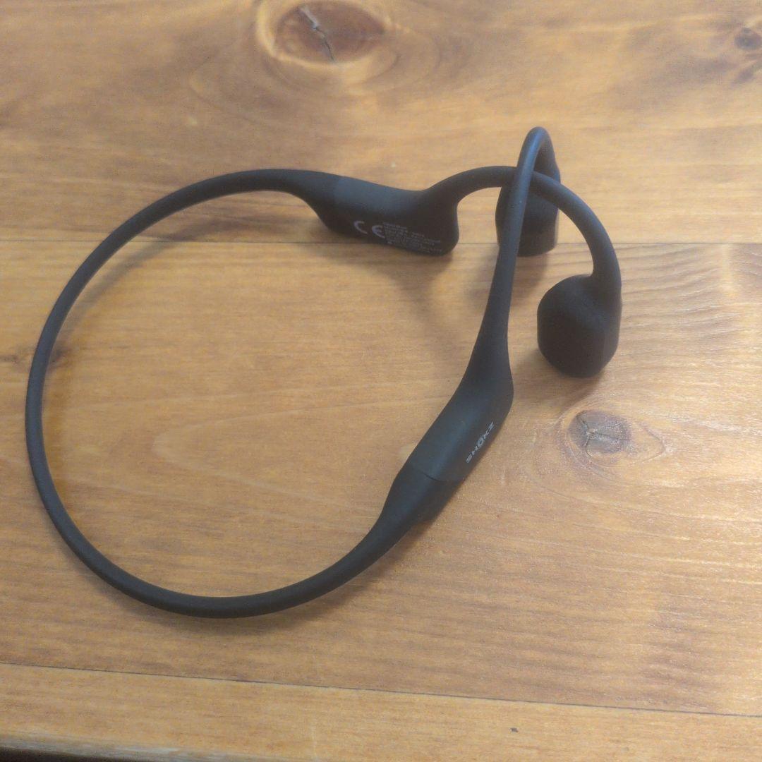 OpenRun by Shokz S803 骨伝導イヤホン 　充電コードつき②