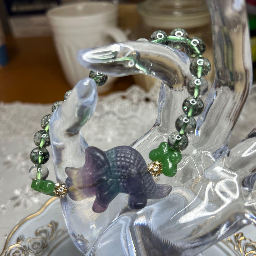 フローライト 恐竜チャーム ブレスレット