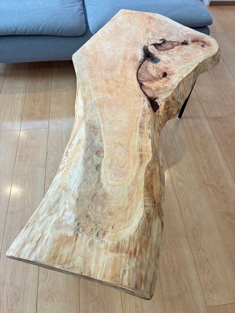 【銘木】木曽檜葉（キソヒバ）一枚板センターテーブル節と裂目の美　極厚天板50mm