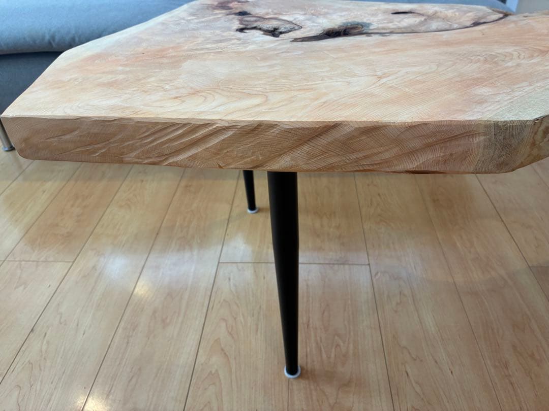 【銘木】木曽檜葉（キソヒバ）一枚板センターテーブル節と裂目の美　極厚天板50mm