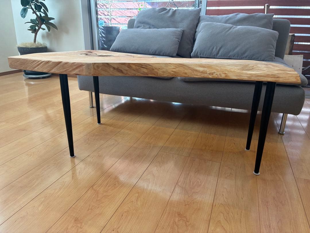 【銘木】木曽檜葉（キソヒバ）一枚板センターテーブル節と裂目の美　極厚天板50mm