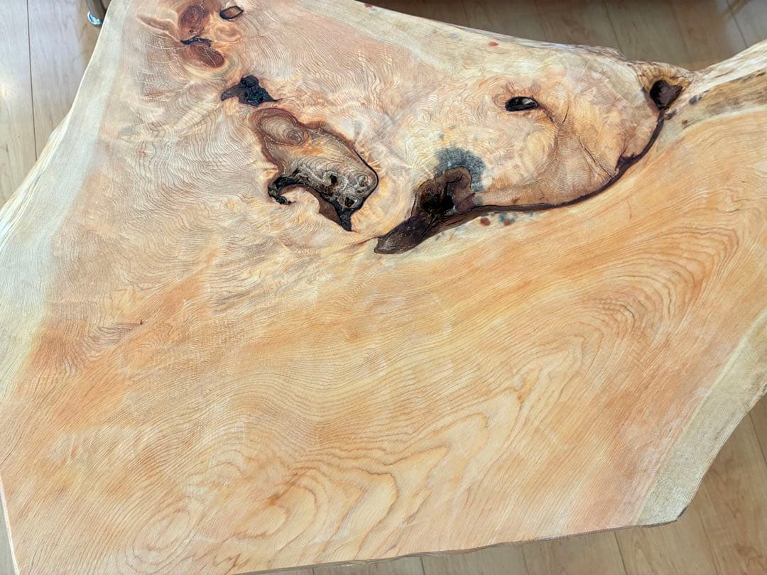 【銘木】木曽檜葉（キソヒバ）一枚板センターテーブル節と裂目の美　極厚天板50mm