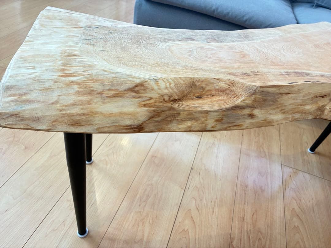 【銘木】木曽檜葉（キソヒバ）一枚板センターテーブル節と裂目の美　極厚天板50mm