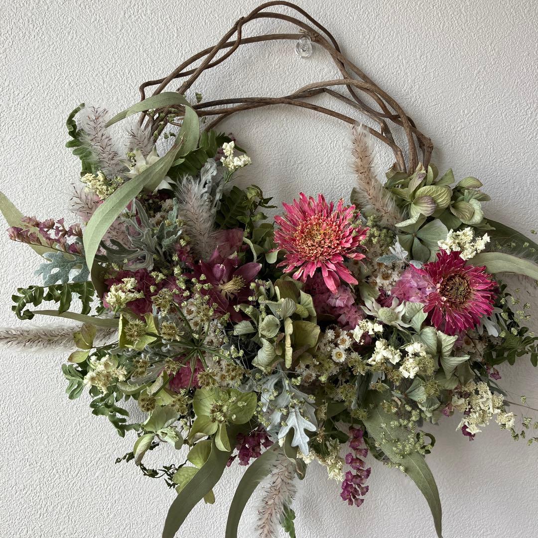 ガーベラと紫陽花のグリーン×ピンクハーフリース　ドライフラワー　ユーカリ