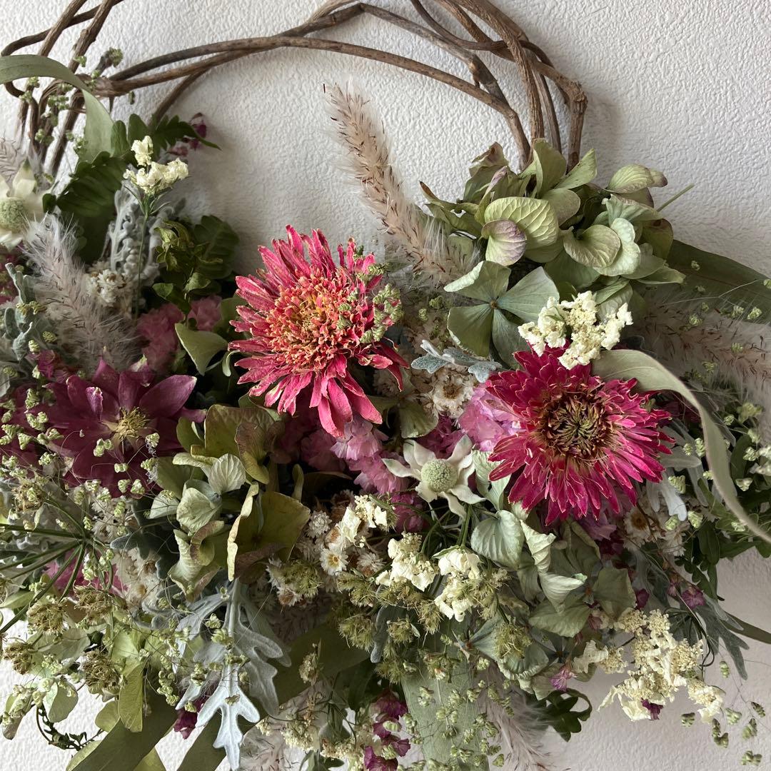 ガーベラと紫陽花のグリーン×ピンクハーフリース　ドライフラワー　ユーカリ