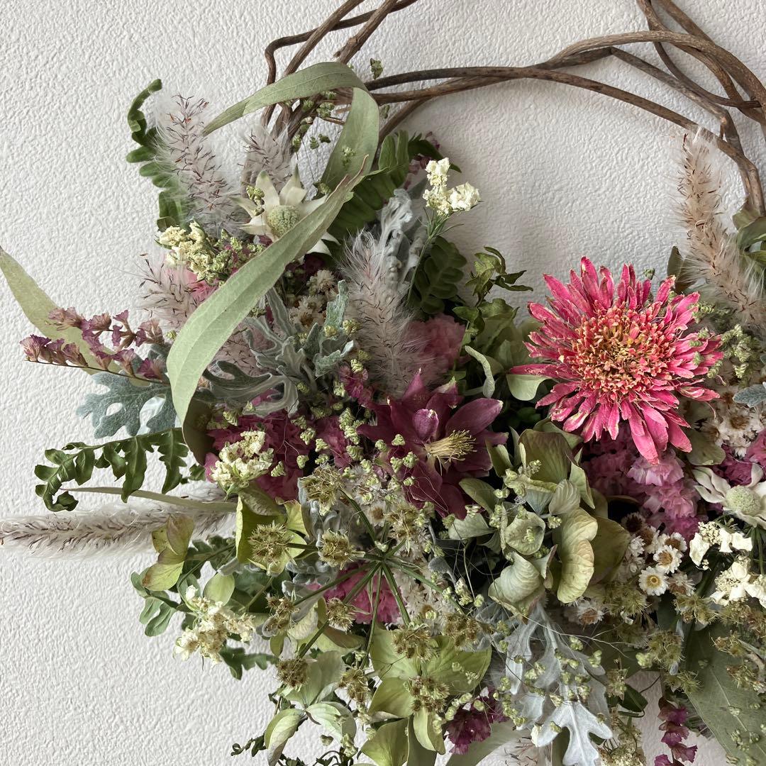 ガーベラと紫陽花のグリーン×ピンクハーフリース　ドライフラワー　ユーカリ