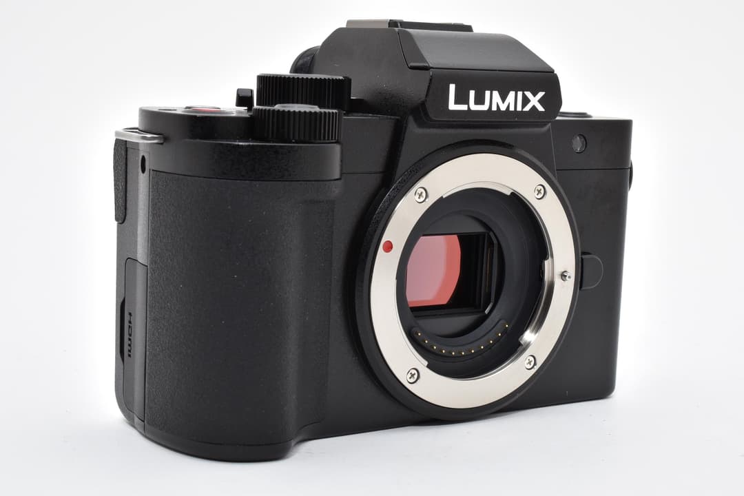 PANASONIC LUMIX DC-G100D ボディ 2072