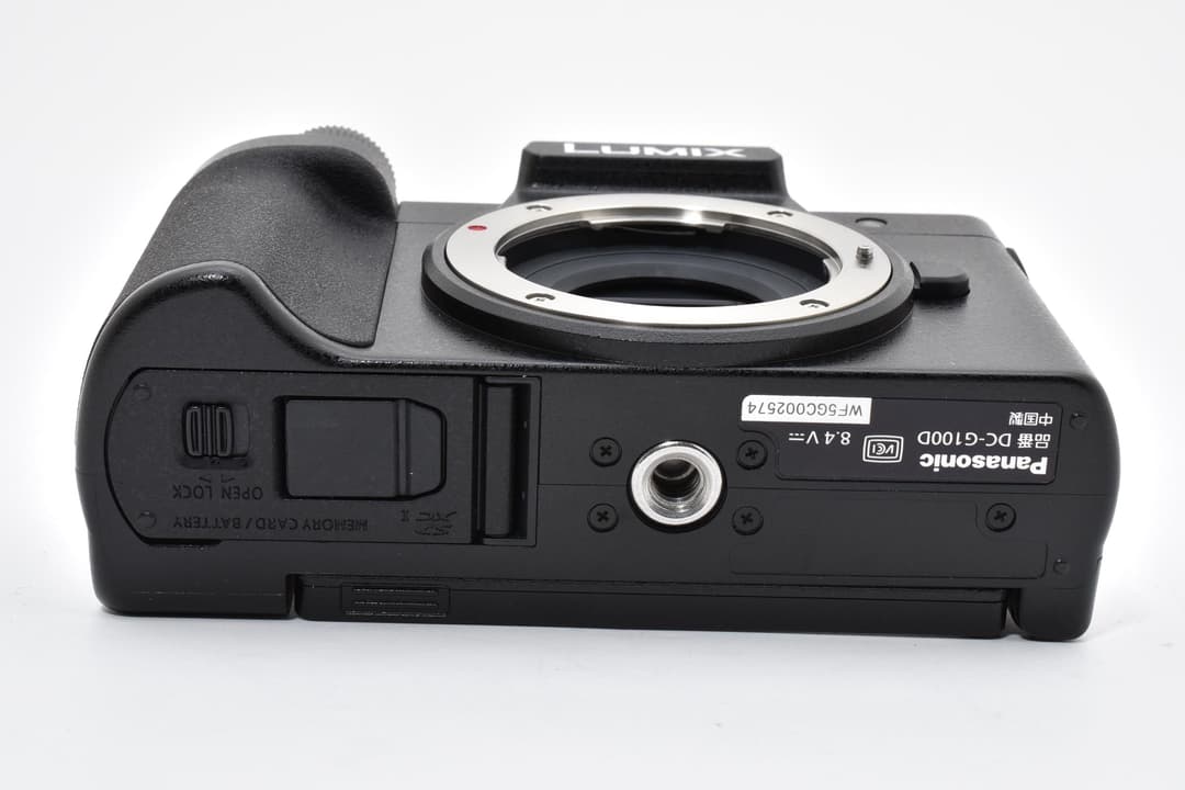 PANASONIC LUMIX DC-G100D ボディ 2072