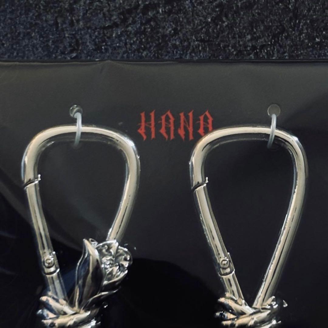 【新品未開封】HANA「BAD LOVE」グッズ カラビナ 即購入可◎ 匿名発送