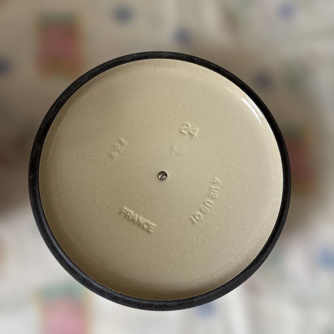 赤い両手鍋 ル　クルーゼ