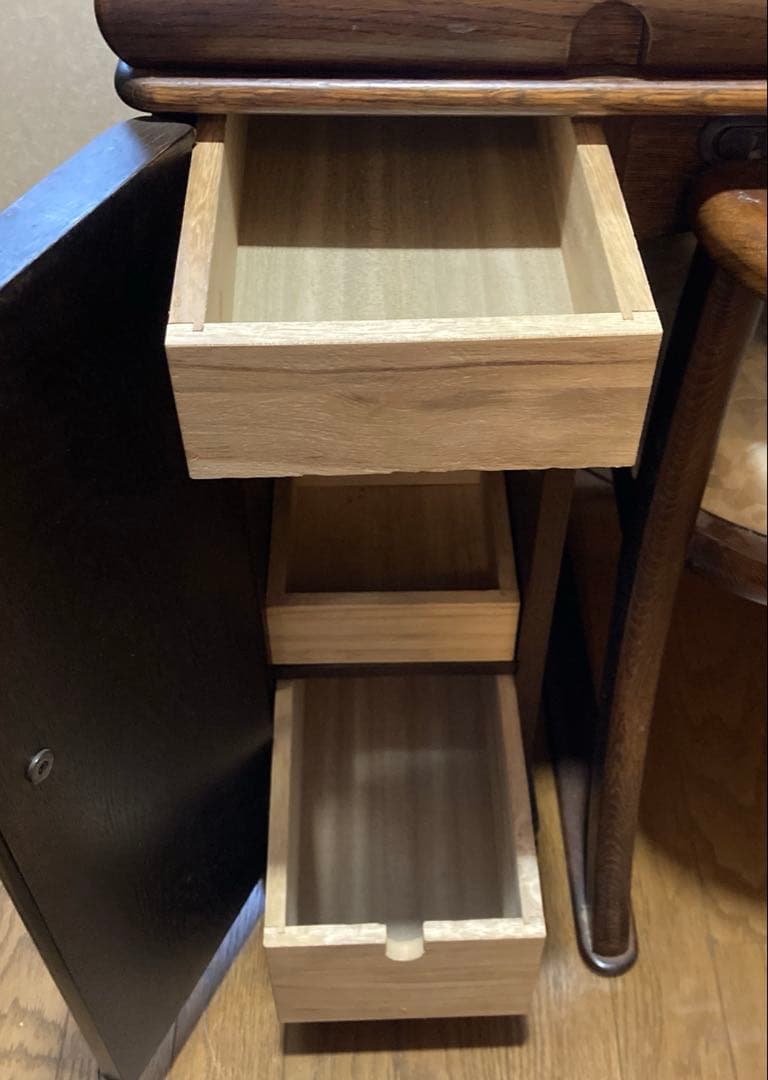 ⭐︎最終値下げ⭐︎ドレッサー 鏡台 アンティーク ブラウン 木彫り