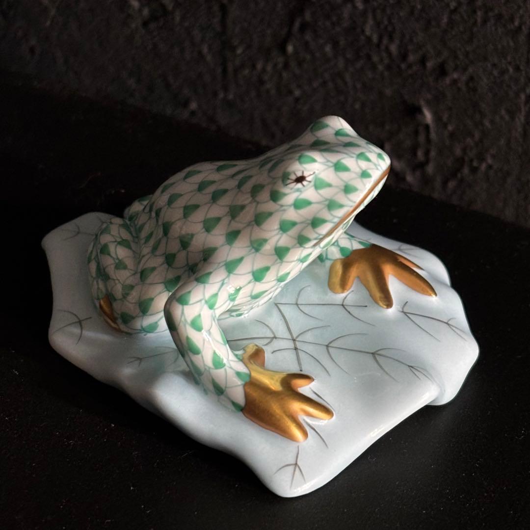 【HEREND】 カエルの置物 陶器製
