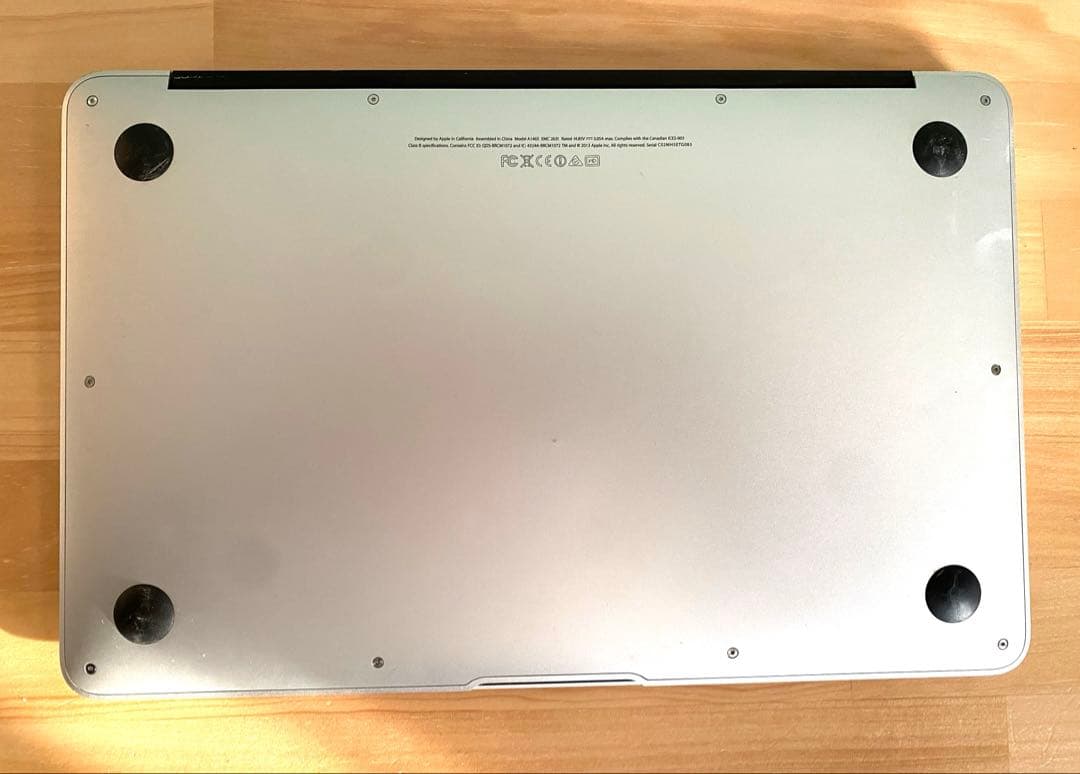 MacBook Air 11inch Early 2014 シルバー