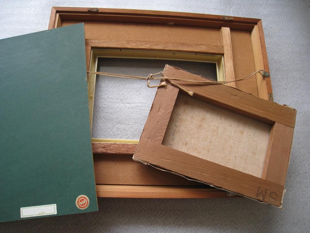 ☆ 油彩画　　☆セントポリア　 ☆ 木製額縁付き　☆ 作者不明　☆ 昭和レトロ