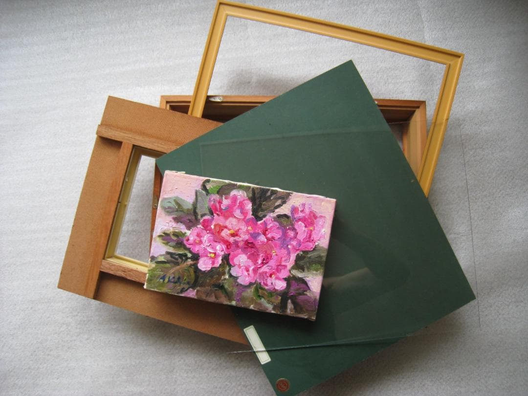 ☆ 油彩画　　☆セントポリア　 ☆ 木製額縁付き　☆ 作者不明　☆ 昭和レトロ