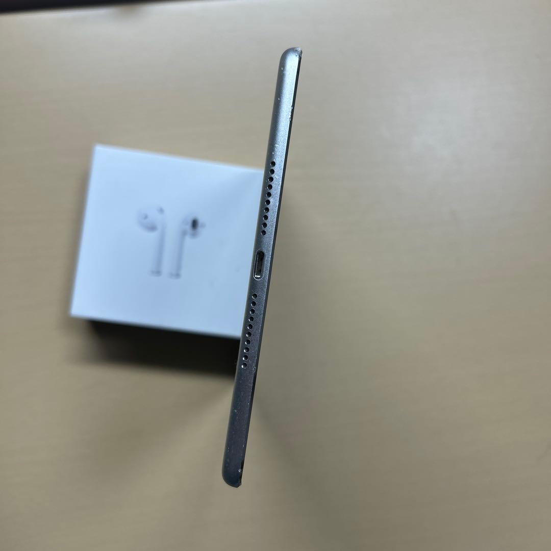 iPad mini4 32GB セルラー　SIMフリー　割れなし