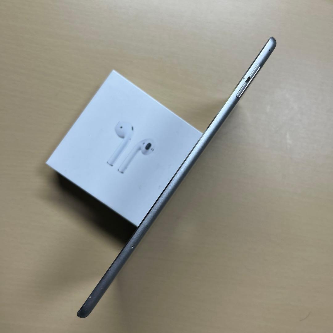 iPad mini4 32GB セルラー　SIMフリー　割れなし