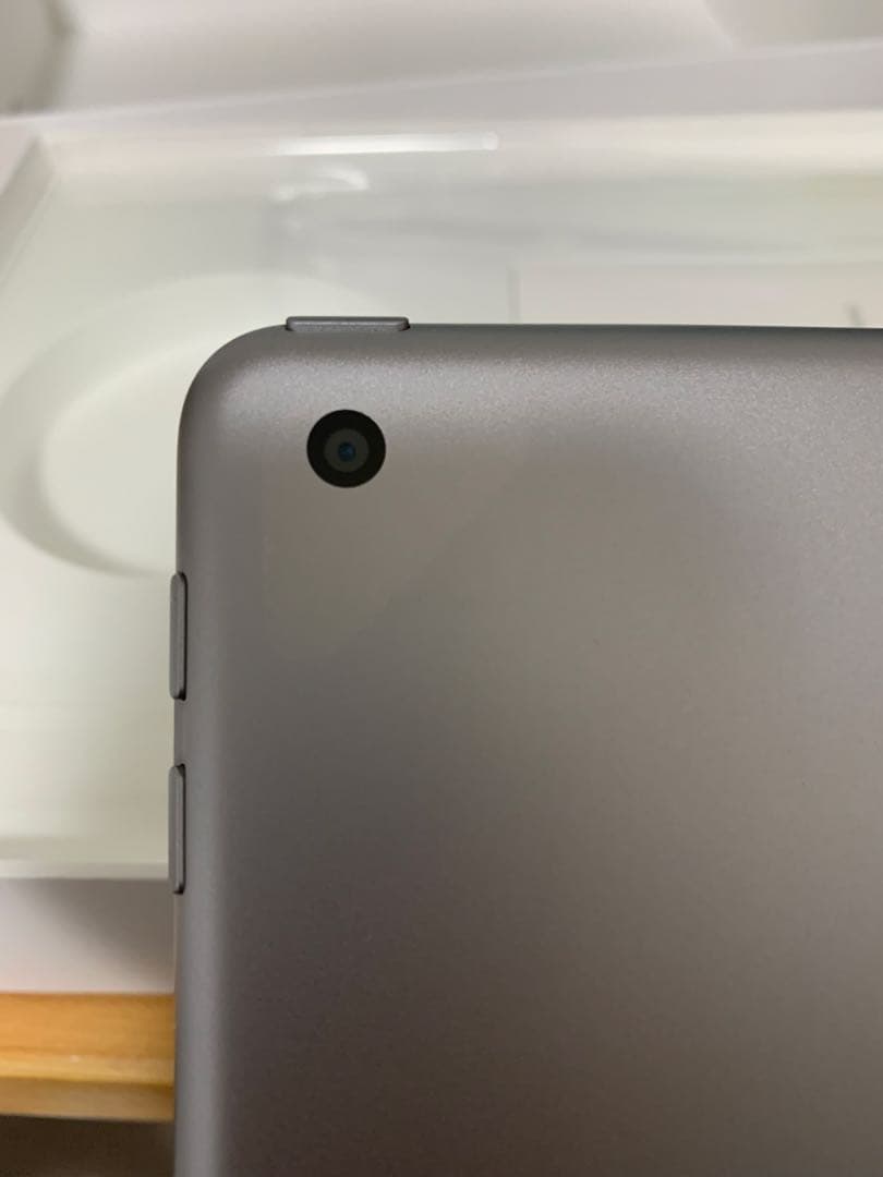 iPad 第6世代 32GB Wi-Fiモデル