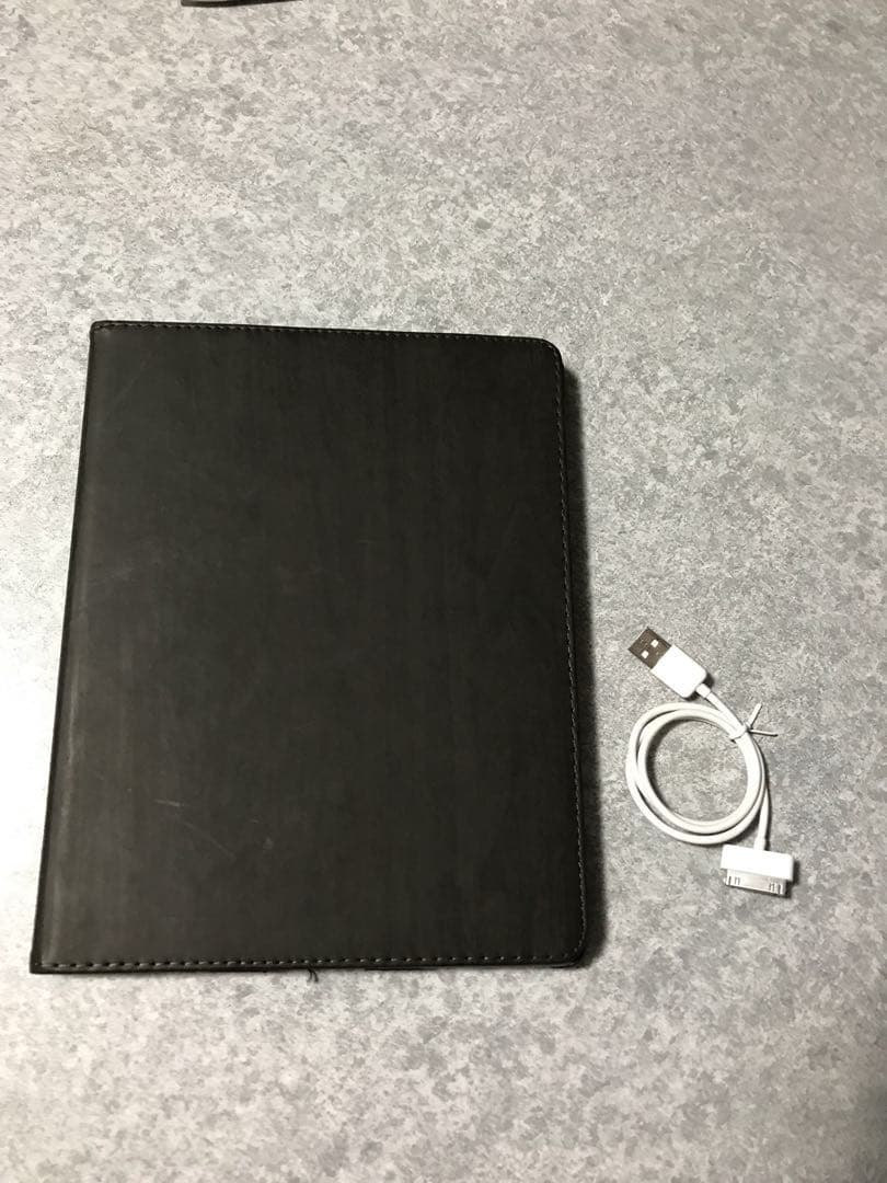 iPad2 16GB wi-fi 充電ケーブル・ケース付！
