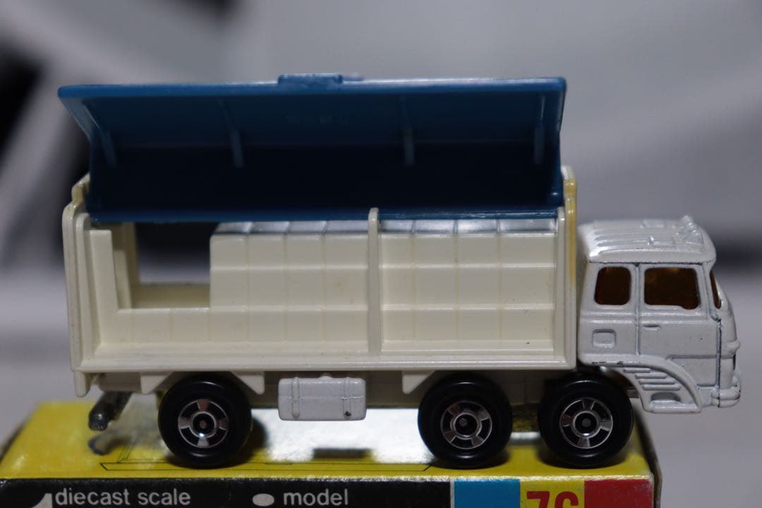 日本製　国産　トミカ　三菱　ふそう　ウイング　ルーフトラック　ペプシコーラ