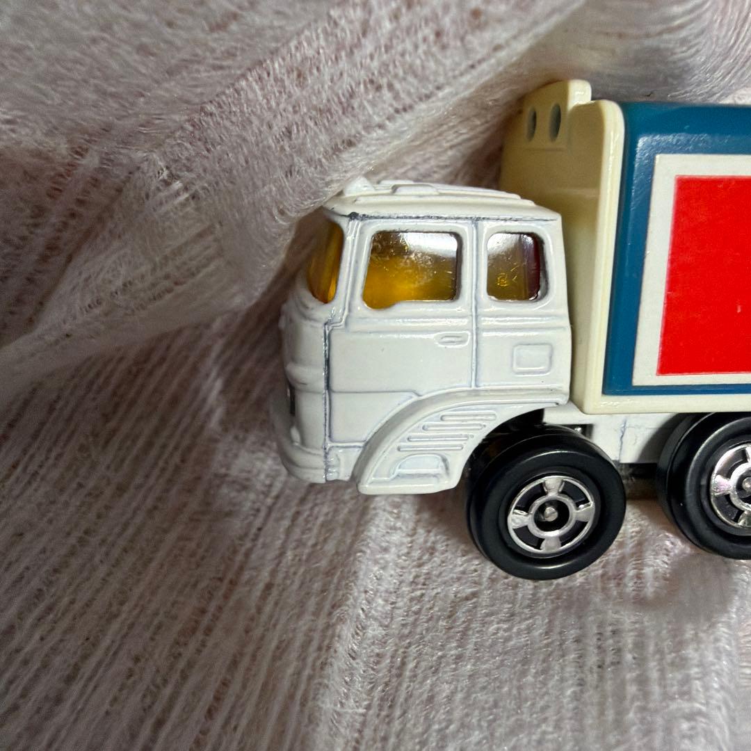 日本製　国産　トミカ　三菱　ふそう　ウイング　ルーフトラック　ペプシコーラ