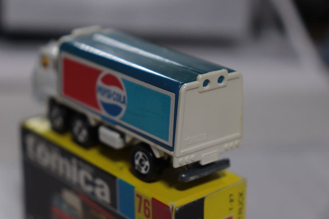 日本製　国産　トミカ　三菱　ふそう　ウイング　ルーフトラック　ペプシコーラ