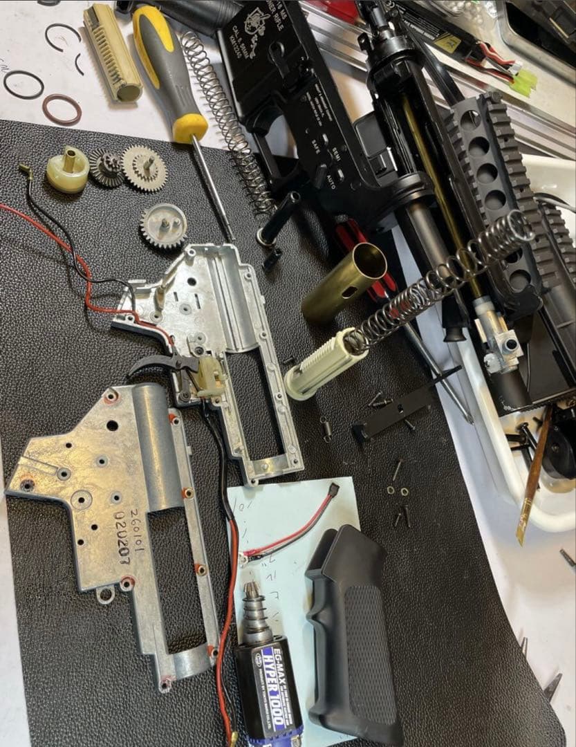 東京マルイ　sr16 m4 g&pメタルフレーム組み込み　カスタム　次世代