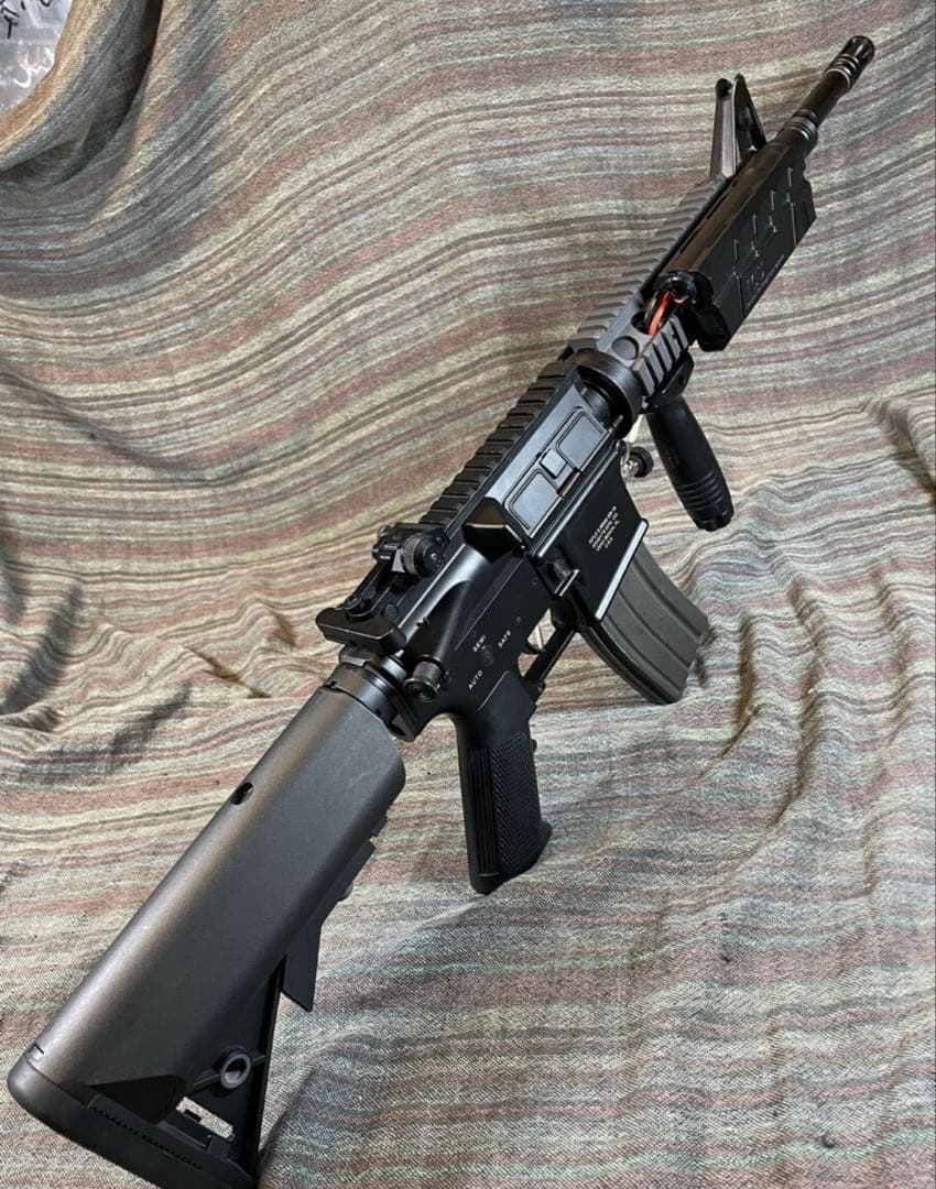 東京マルイ　sr16 m4 g&pメタルフレーム組み込み　カスタム　次世代