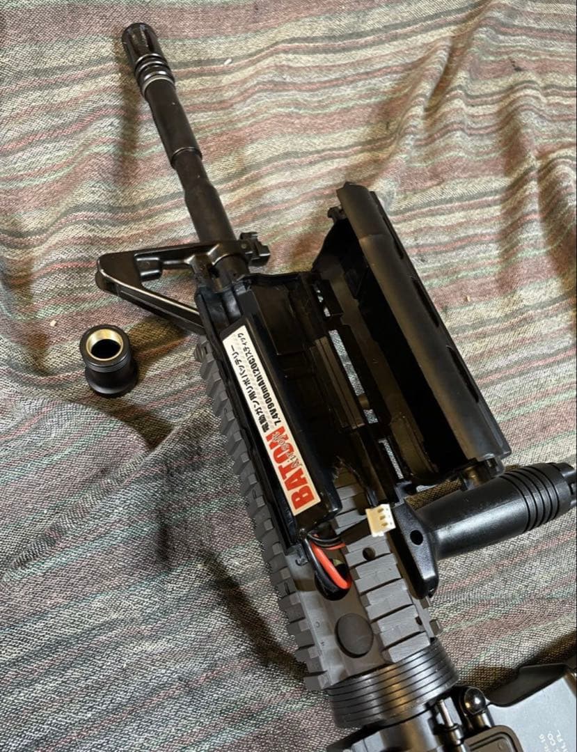 東京マルイ　sr16 m4 g&pメタルフレーム組み込み　カスタム　次世代