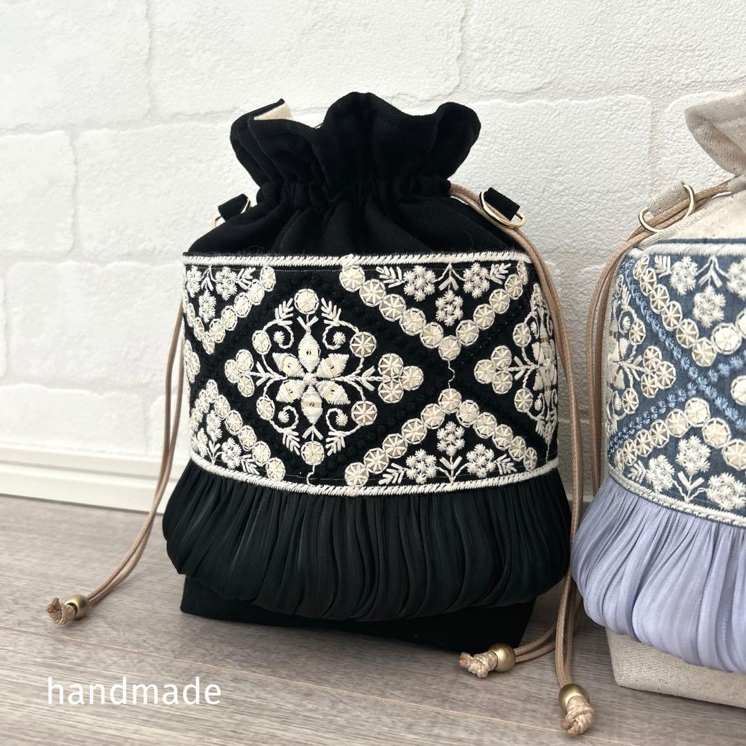 インド刺繍リボン　バッグ　ポシェット　ポーチ　巾着　サコッシュ　ショルダーバッグ