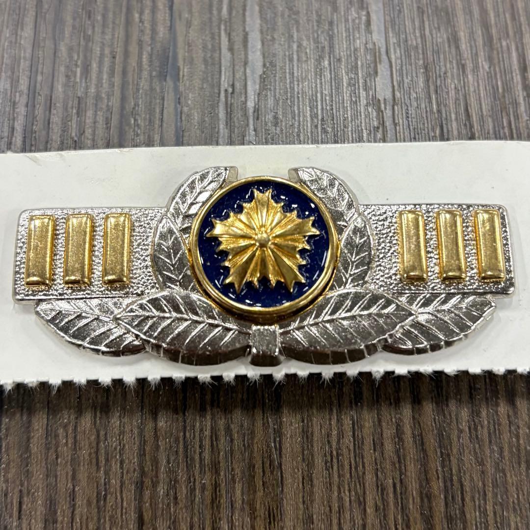 日本警察 階級章 レプリカ 記章 バッジ ワッペン 新品未使用 巡査部長