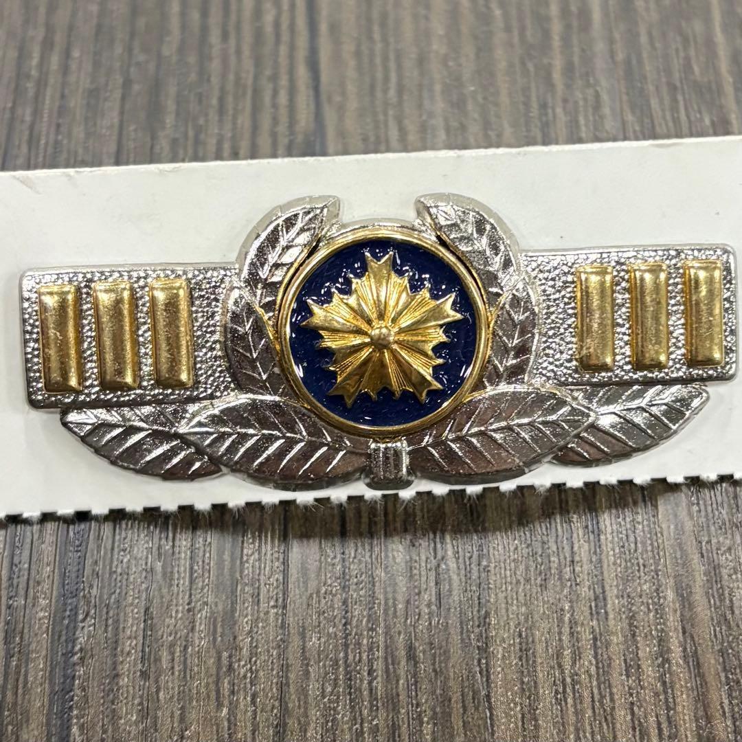 日本警察 階級章 レプリカ 記章 バッジ ワッペン 新品未使用 巡査部長