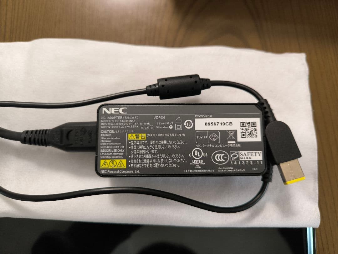 NEC ノートPC 英語配列キーボード ACアダプター付