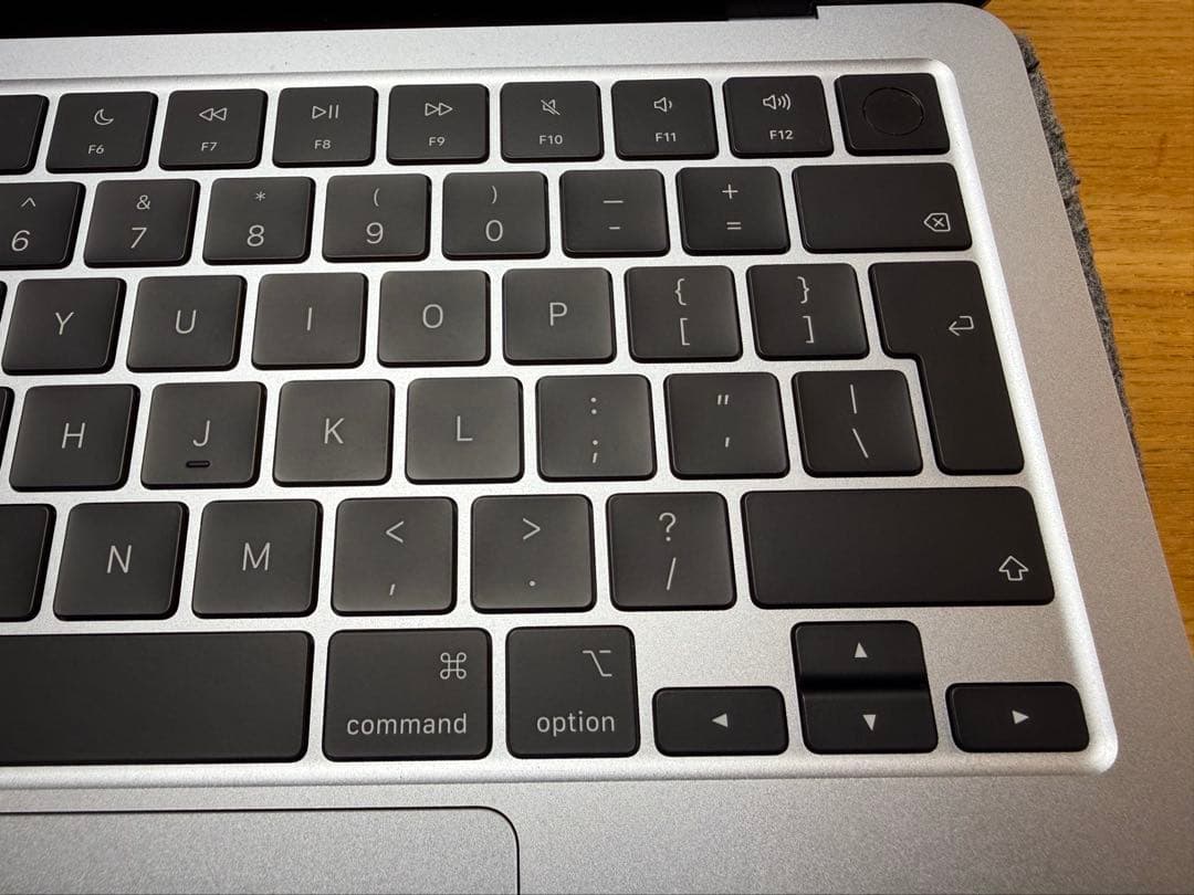 極美品【UK配列キーボード】M4 Macbook Air 16GB スカイブルー